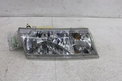 Conjunto de faros derecho PASAJERO ISDE 4 PUERTAS COMO SE VE GRAND MARQUIS 2001 Foto 1 de 4