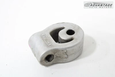 2016-2020 ACURA MDX FRONT EXHAUST SYSTEM PIPE INSULATOR HANGER CLAMP OEM - Image 1 of 4