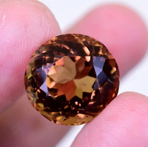 Pietra preziosa sfusa Zultanite 16,90 carati rotonda certificata a cambiamento di colore naturale - Foto 1 di 8