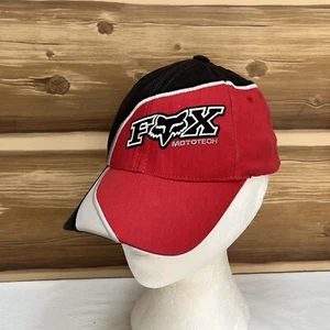 Cappello Berretto Fox Racing Mototech Fitted Rosso Nero Piccolo/54 cm Logo Outdoor Pubblicità Uomo - Foto 1 di 11
