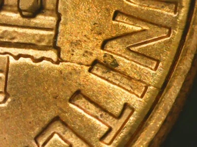 1990 Penny Die Crack Reverse - Image 1 of 4