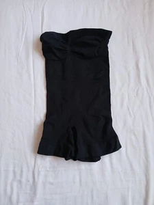 Skims Damen Seamless Sculpt Trägerloser Shortie Body Farbe Schwarz Größe S G22 - Bild 1 von 3