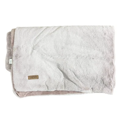 UnHide Mauve Faux Fur Lil' Marsh Marshmallow Throw Blanket EUC - Image 1 of 4