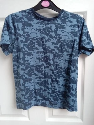 Primark Boys T Shirt Aged 8-9yrs - Image 1 of 2