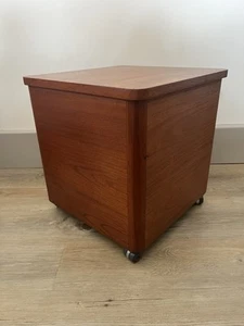Vintage Retro MCM Teak Schallplattenbox Schrank Aufbewahrung Danish Style sehr guter Zustand Aktenschrank - Bild 1 von 11