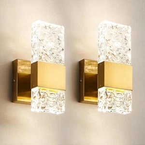 Moderno juego de 2 apliques de pared dorados - luces de tocador LED de cristal, 4000K, cableadas - Imagen 1 de 2