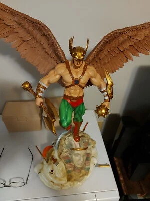 Estatua Hawkman 1/6 JLA personalizada Foto 1 de 4