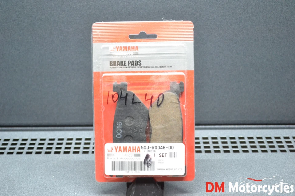 2 plaquettes de frein arrière origine Yamaha 500 TMAX 2001/2003 5GJ-W0046-00
