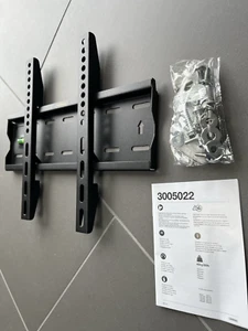 TV Wall Bracket And Fixings 15-42" Screens, Vesa 300x200 Up To 40kg - Picture 1 of 8