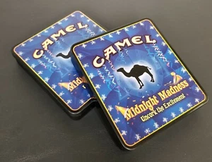 Juego de 2 latas de lata de colección Joe Camel Midnight Madness 2004 - Imagen 1 de 13