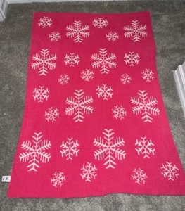 Nicole Miller Pink Snowflake Blanket - Picture 1 of 6