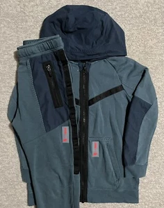 Nike Air Max Part Woven Tracksuit Kids Size Small Age 8-10yrs GreatCond RRP£110 - Picture 1 of 23