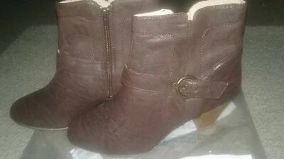 Bota Marrón Cojín Caminar Informal Chic Avon EE. UU. Damas 8-Med Descatalogada Nueva Foto 1 de 3