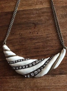 cream necklace  Diamante brand new new look - Picture 1 of 7