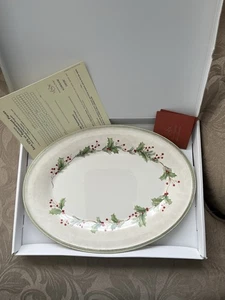 Lenox Holiday Gatherings Ovale Servierplatte Elfenbein Porzellan Goldrand Neu im Karton - Bild 1 von 2