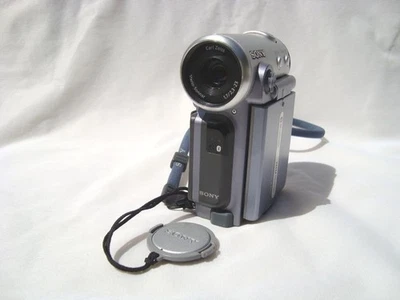Sony Handycam DCR-IP7E Camcorder. PAL. MicroMV-in/AV-in. Exnt.Cond. 1-yr wrnty - Image 1 of 4