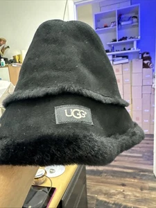 Cubo de cuero/piel de oveja UGG Australia para mujer - Imagen 1 de 3