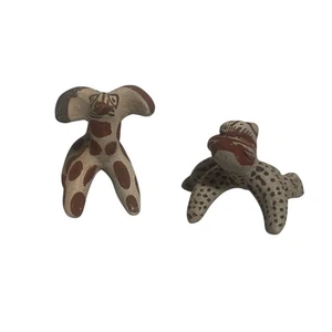 Statua in terracotta argilla dipinta a mano (lotto 2) arte messicana Maya piccola - Foto 1 di 13