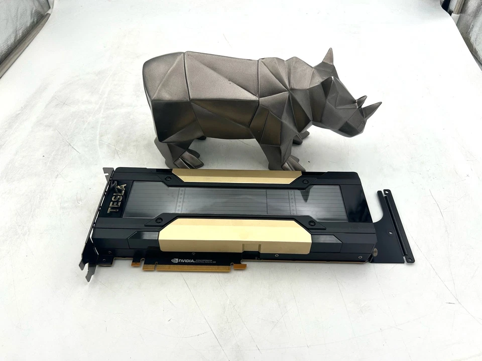 699-2G500-0200-300 NVIDIA TESLA V100 VOLTA GPU ACCELERATOR - Image 1 of 1