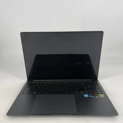 Samsung Galaxy Book3 Ultra 16 QHD+ 2.6GHz i9-13900H 32GB 1TB SSD NVIDIA RTX 4070 Foto 1 de 4