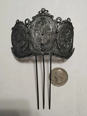 复古维多利亚时代古董 Filigree Mantilla 头发梳无标记黑色金属 — 第 1/4 张图片