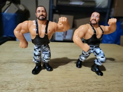 De colección WWF Hasbro Titan Sports 1991 Bushwckers Luke and Butch Action Works  Foto 1 de 4