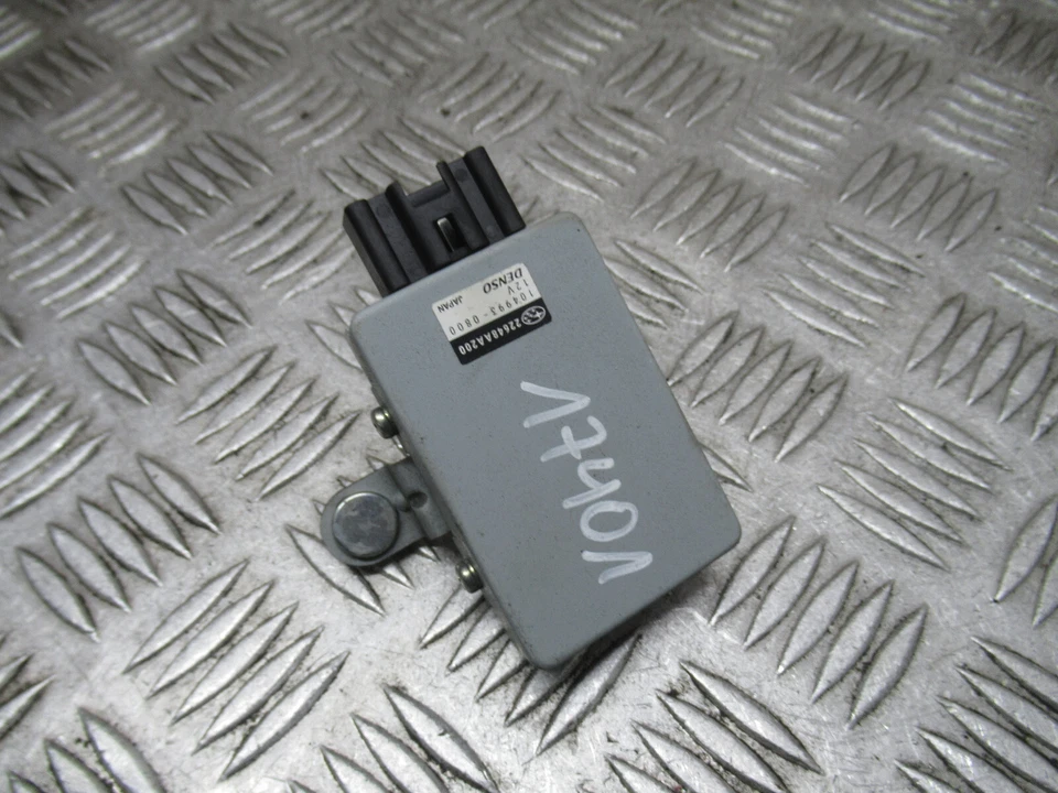 2013 TOYOTA GT86 D-4S GT1 2.0 PETROL MK1 2DRS FUEL PUMP CONTROL ECU REF17401 - Image 1 of 4