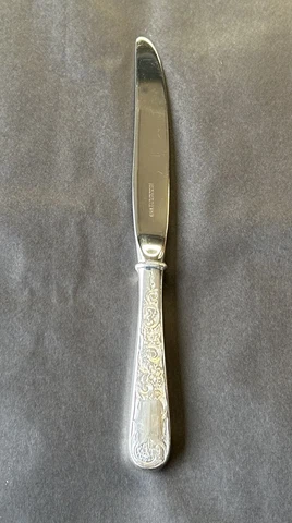 S. Kirk & Son Old Maryland Engraved MEDIUM Dinner Knife No Monogram - Free Ship! Cover