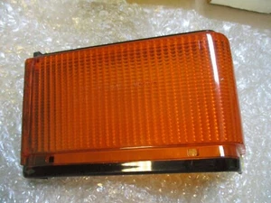 Rolls Royce Silver Spur, Bentley 8, Turbo R left rear turn signal lens CD6290 - Picture 1 of 2