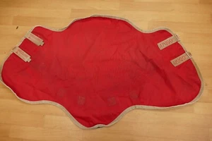 Amigo no-fill neck rug, medium, red (MO) - Picture 1 of 8