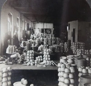c1900 TRENTON NEW JERSEY PORCELAIN FACTORY ARTISTS DECORATING STEREOVIEW 28-43 - Picture 1 of 4