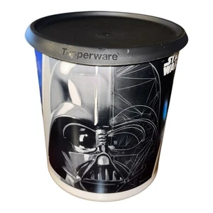 Raro Difícil de Encontrar Tupperware Bote 2416B Star Wars 8" x 7" Vader C3PO R2D2 Tapa Negra - Imagen 1 de 18