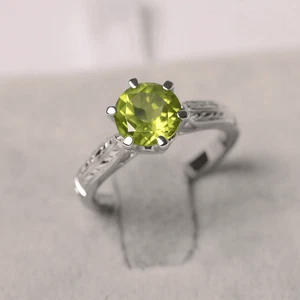 925 Sterling Silver Peridot Solitaire Ring Natural Gemstone Round Cut Women Ring - Picture 1 of 4