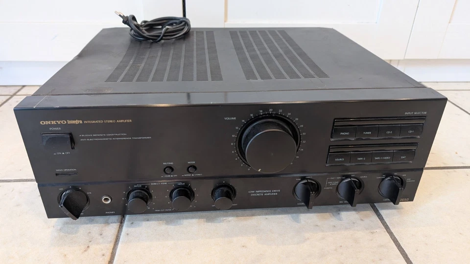 Onkyo A 8650 High End Vollverstärker funktionsfähig - Bild 1 von 4