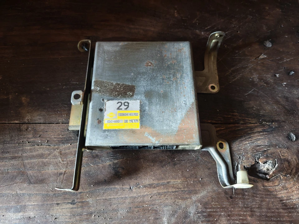 Centralina motore - Nissan Primera P10 1.6 - Immagine 1 di 3