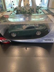 100% HOT WHEELS 1:18 DIE CAST CAR TVR SPEED 12 DARK GREEN W/Box - Picture 1 of 7