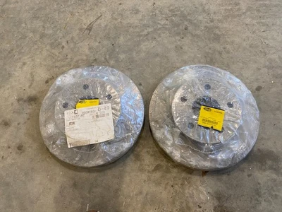 Original NOS Mopar Lot of 2 Front Disc Brake Rotors 1999-04 Jeep Grand Cherokee - Image 1 of 4