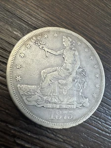 Dólar comercial Carson City 1875-CC - 90 % plata verificada - ¡Ultra raro! Wow! - Imagen 1 de 15