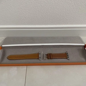 Hermes Vo Swift Leather Gold Apple Watch Band 41mm Adjustable Unisex - Photo 1/5