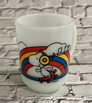 1958 Anchor Hocking Peanuts Snoopy Roller Skating Mug Skater's Waltz Rainbow USA - Image 1 of 4