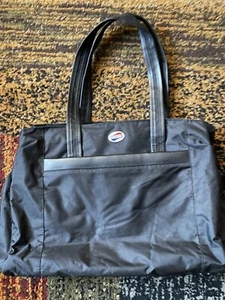 American Tourister 14""x10""x5"" Tragetasche Gepäck - weich gepolstert, schwarz - Bild 1 von 4
