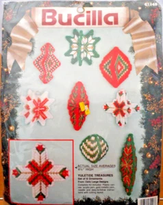 Bucilla Christmas Plastic Canvas Kit 61148 Yuletide Treasures 8 Ornaments Sealed - Bild 1 von 4