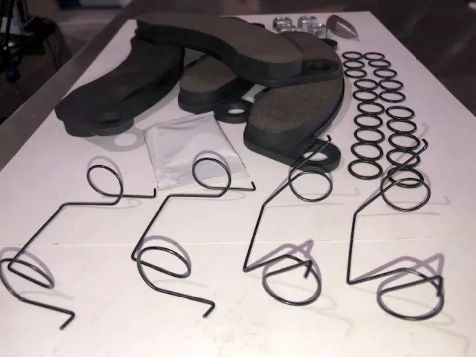 K71-180-00 Brake Pad Kit Fits For Dexter 10-12K Axle Includes 4 Pads & Hardware - Image 1 of 4