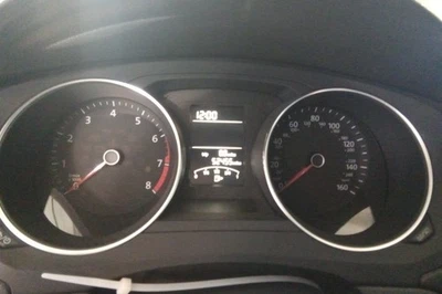 Jetta OE 2016 velocímetro medidor grupo 52 k millas Volkswagen Foto 1 de 4