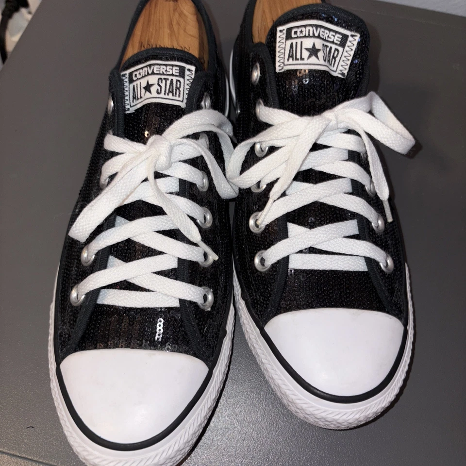 Wmns/mens- Chuck Taylor All-Star with purple and black reflectors size 9W-7M. - Image 1 of 4