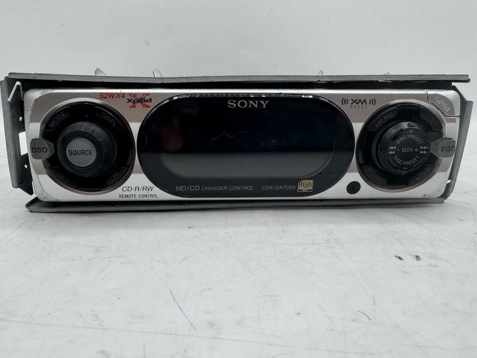 Reproductor de discos compactos estéreo para automóvil Sony CDX-CA700X FM/AM SIN PROBAR COMO ESTÁ Foto 1 de 4