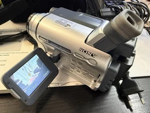Sony Handycam DCR-TRV255E Digital 8 Camcorder Videokamera funktional ! - Bild 1 von 6