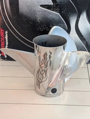  Mercury Fury 3-Blade (14 x 26") RH Propeller, 48-8M8023160 26p - Image 1 of 4