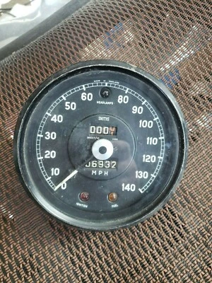 Velocímetro 140 MPH marca Smiths para Jaguar MKII 3,4 L y 3,8 L SN6317/10 Foto 1 de 4