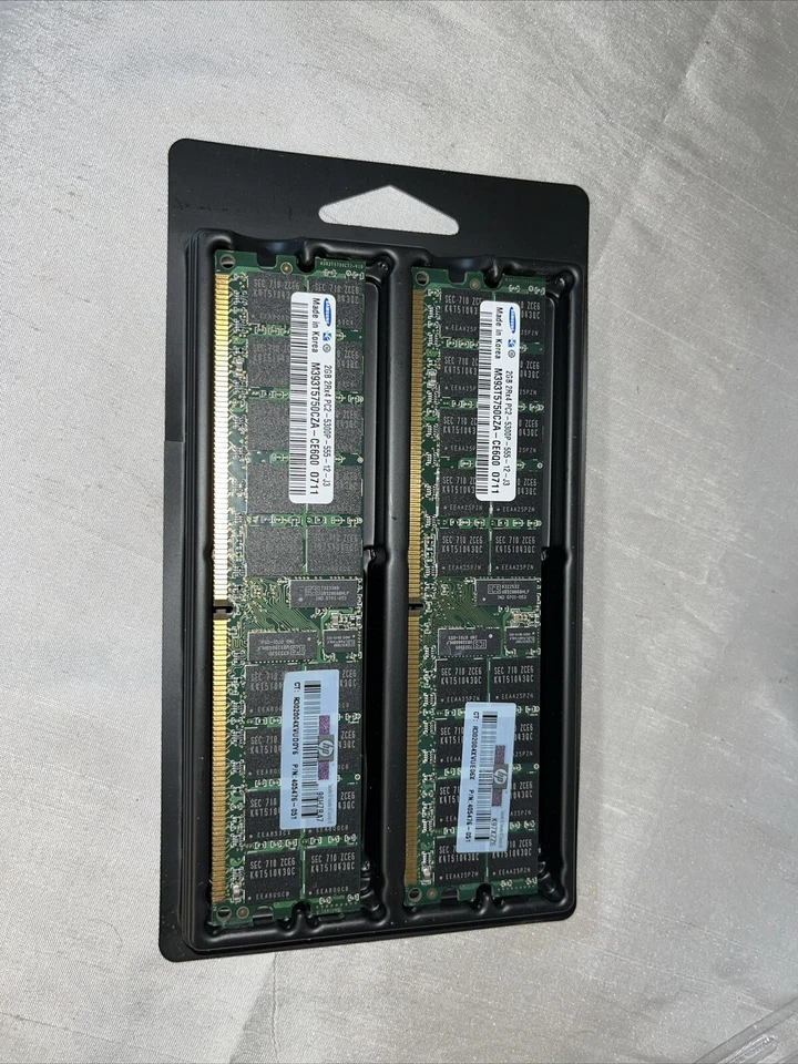 HP 405476-051 2GB PC2-5300P-12-J3 DDR2 Memory Module, Samsung M393T5750Cza-CE6Q0 - Image 1 of 1